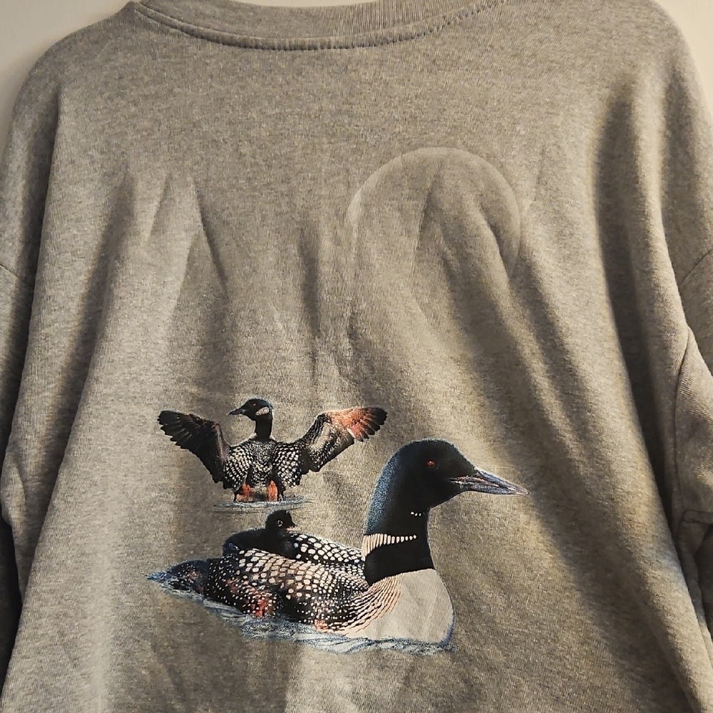 Loon Wildlife Super Soft Gray Cropped Crew Sweatshirt